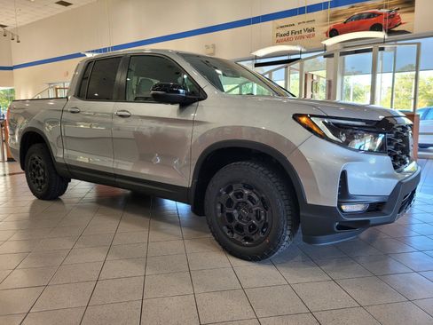 New 2026 Honda Ridgeline TrailSport+ image 3