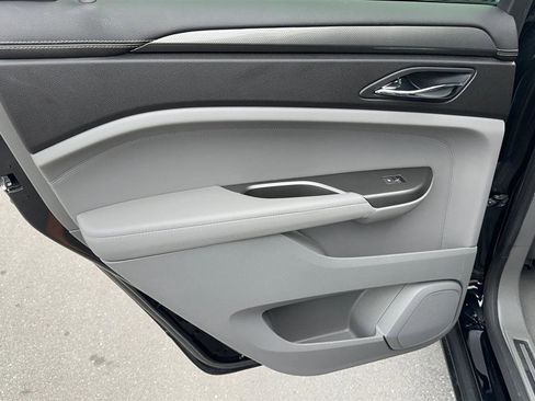 Used 2012 Cadillac SRX FWD 4dr Base image 28