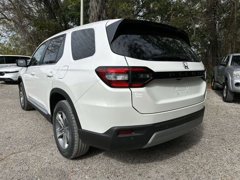 New 2025 Honda Pilot EX-L image 4