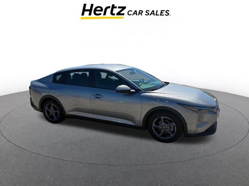 Used 2025 Kia K4 LXS image 1