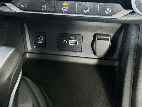 Used 2024 Nissan Sentra S image 25