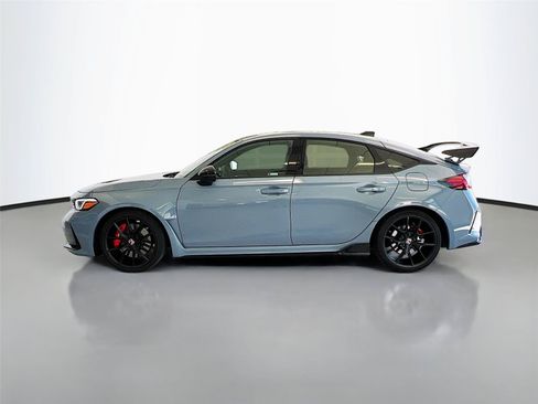 Used 2024 Honda Civic Type R image 8