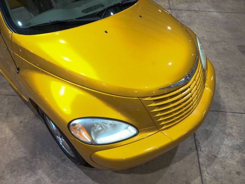 Used 2002 Chrysler PT Cruiser Limited FWD image 18