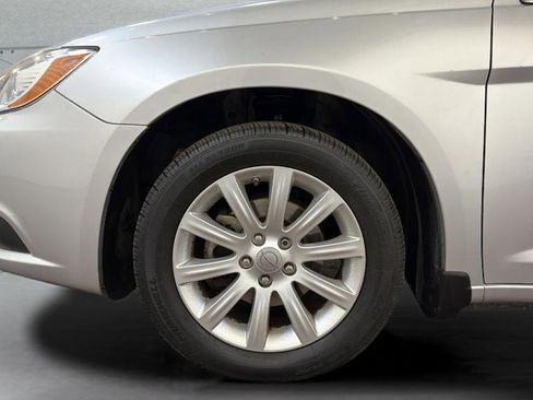 Used 2012 Chrysler 200 Touring image 35