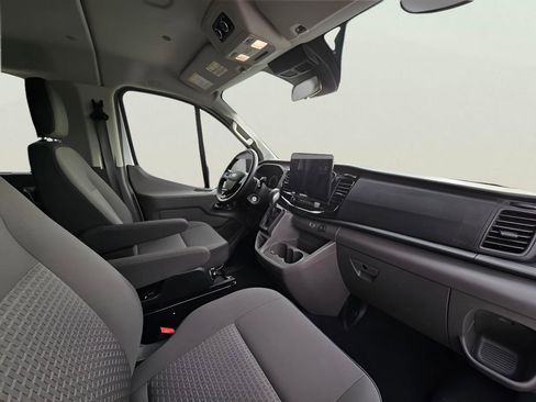 Used 2024 Ford Transit 350 XLT image 29