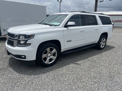 Used 2018 Chevrolet Suburban LT w/ Texas Edition Package RWD image 2
