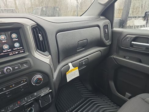 New 2026 Chevrolet Silverado 2500 Custom w/ Custom Value Package image 31