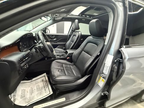 Used 2021 Lincoln Corsair Reserve w/ Elements Package image 12