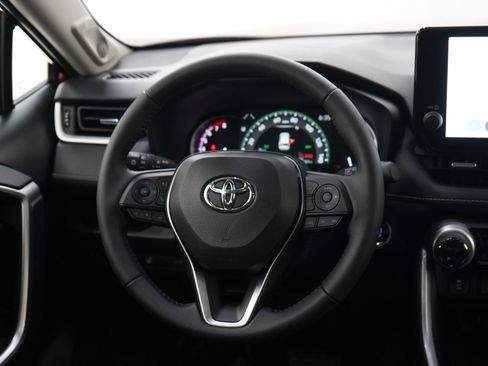 Used 2025 Toyota RAV4 XLE Premium w/ Weather Package AWD/4WD image 14