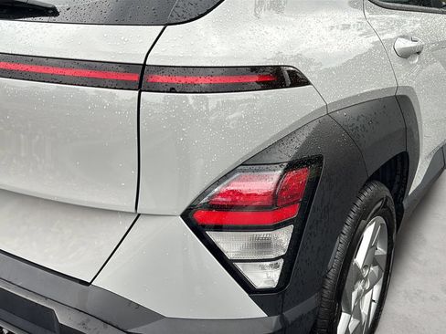 Certified 2024 Hyundai Kona SE FWD image 13