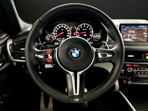 Used 2016 BMW X6 M AWD/4WD image 26