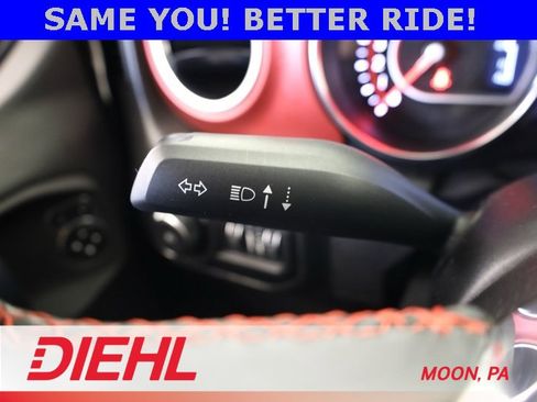 Used 2022 Jeep Wrangler Unlimited Rubicon w/ LED Lighting Group image 29