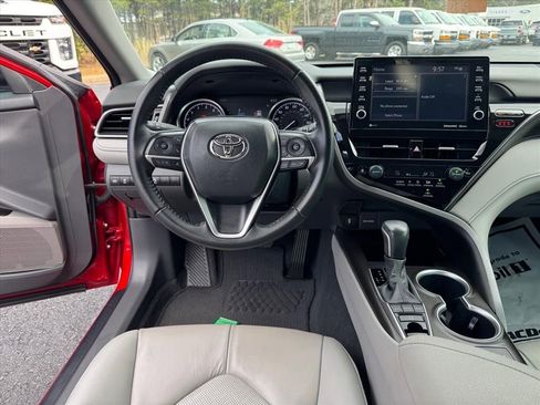 Used 2023 Toyota Camry XLE image 12