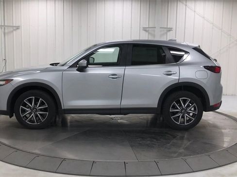 Used 2018 MAZDA CX-5 Touring image 5