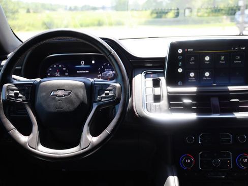 Used 2022 Chevrolet Tahoe RST w/ Luxury Package image 25