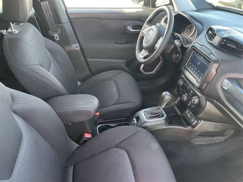 Used 2021 Jeep Renegade Sport image 11