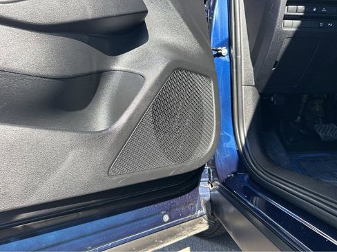 Used 2023 Mitsubishi Outlander SEL image 36