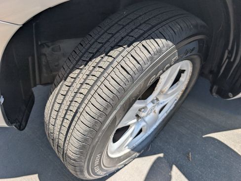 Used 2010 Toyota RAV4 2WD image 21