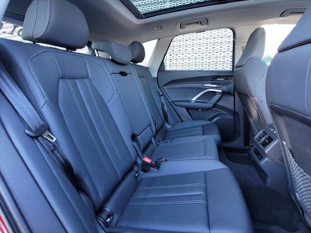 Used 2025 Audi Q5 Prestige AWD/4WD image 22