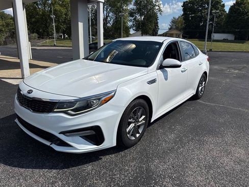 Used 2019 Kia Optima LX FWD image 2