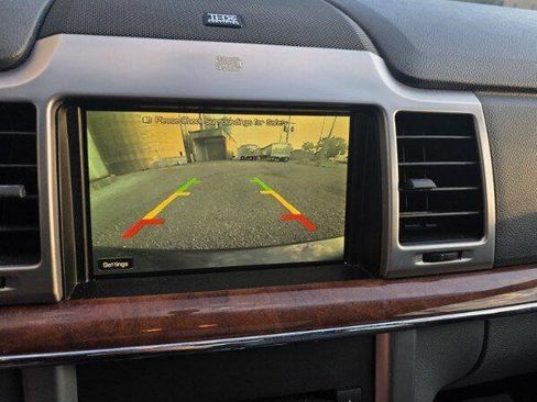 Used 2010 Lincoln MKZ FWD image 8
