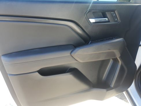 Used 2023 Chevrolet Colorado LT w/ LT Convenience Package II image 22