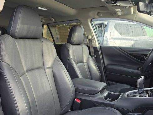 Used 2023 Subaru Outback Touring w/ Popular Package #2 image 13