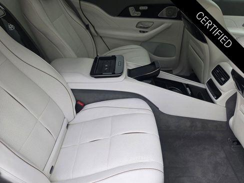 Used 2023 Mercedes-Benz Maybach GLS 600 4MATIC image 28