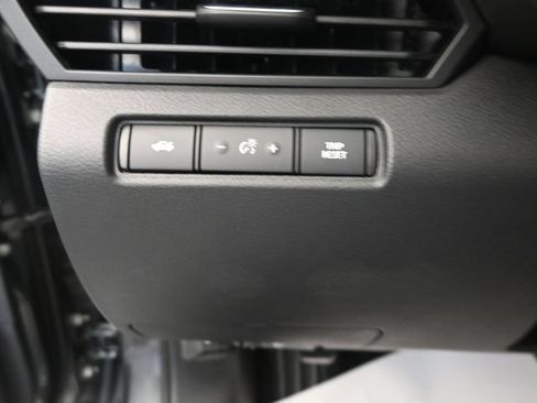 Used 2025 Nissan Altima 2.5 S FWD image 18
