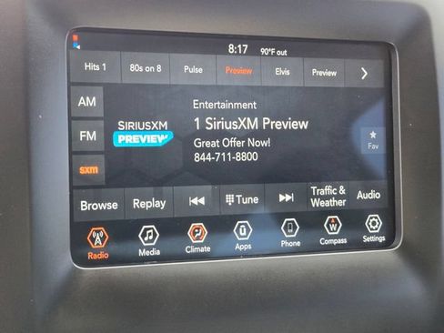 Used 2019 Jeep Cherokee Latitude Plus FWD image 19