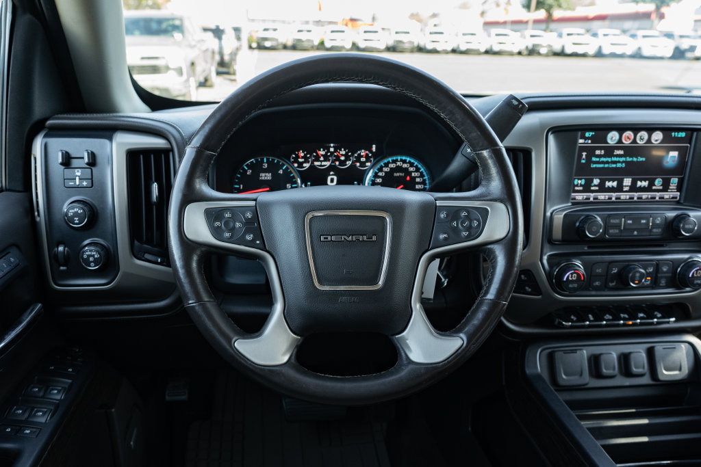 Used 2017 GMC Sierra 1500 Denali AWD/4WD image 15