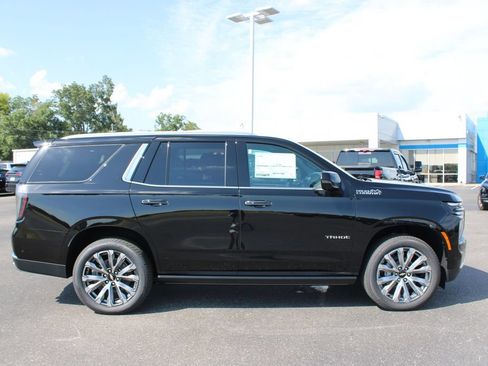 New 2026 Chevrolet Tahoe High Country AWD/4WD image 11