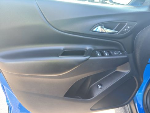 Used 2024 Chevrolet Equinox LT AWD/4WD image 13