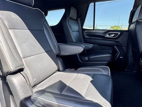 Used 2024 Chevrolet Tahoe Premier RWD image 15
