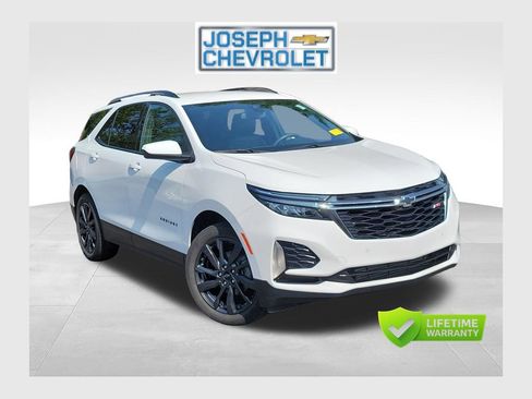 Used 2023 Chevrolet Equinox RS FWD image 1