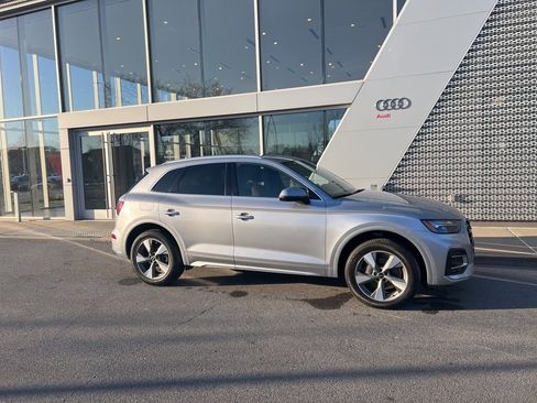 Used 2022 Audi Q5 2.0T Premium Plus w/ Premium Plus Package image 11