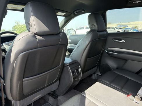 Used 2025 Cadillac XT4 Premium Luxury AWD/4WD image 12