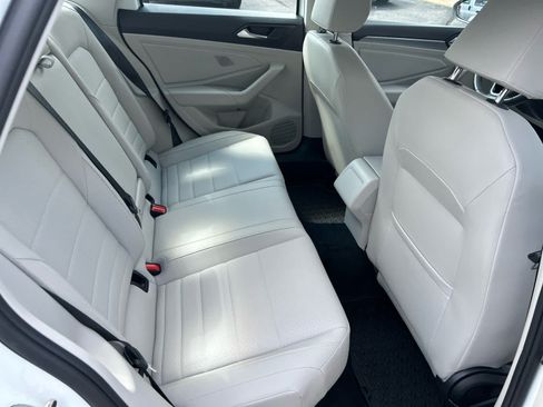 Used 2024 Volkswagen Jetta SE w/ Black Wheel Package FWD image 24