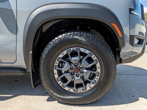 New 2026 Nissan Frontier PRO-4X w/ Tow Package AWD/4WD image 12