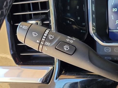 Used 2024 Chevrolet Silverado 3500 High Country AWD/4WD image 31