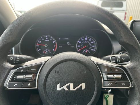 Used 2023 Kia Forte LXS image 10