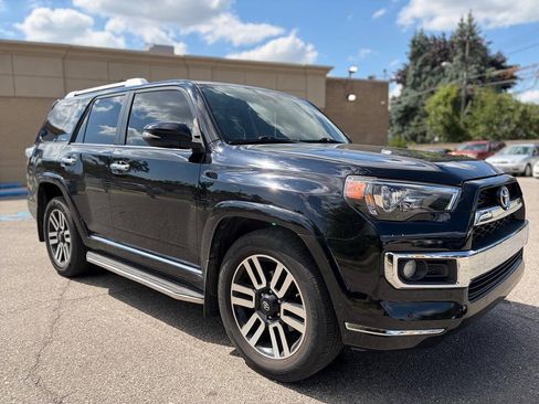 Used 2016 Toyota 4Runner Limited RWD image 3