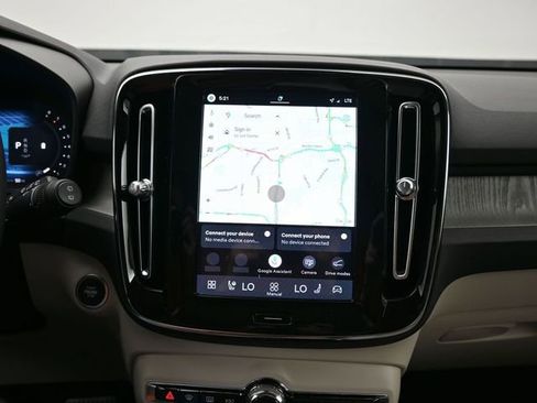 New 2026 Volvo XC40 B5 Plus w/ Protection Package Premier image 13