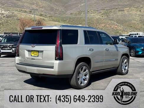 Used 2015 Cadillac Escalade Premium AWD/4WD image 5