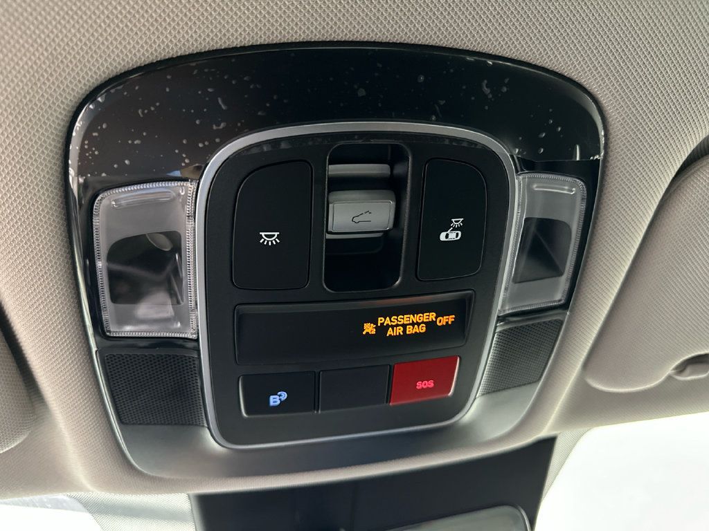 Used 2026 Hyundai Sonata Limited FWD image 32
