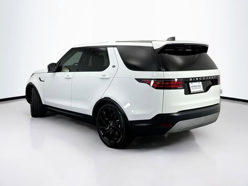 Certified 2025 Land Rover Discovery S image 7
