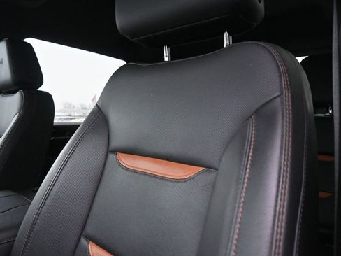 Used 2024 GMC Sierra 2500 AT4 w/ AT4 Preferred Package image 21