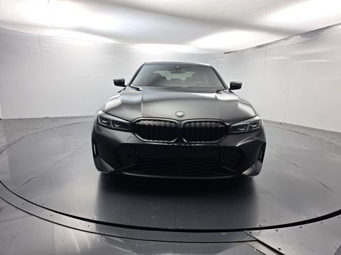 Used 2024 BMW 330i Sedan w/ M Sport Package RWD image 2