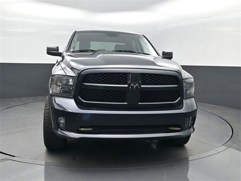 Used 2017 RAM 1500 Express image 27