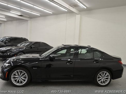 Used 2023 BMW 330e w/ Driving Assistance Package RWD image 5